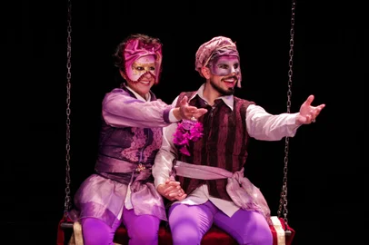 Téti - Teatro em Família apresenta a terceira peça desta temporada, "As aventuras de João, a Princesa e o Tapete Voador", no dia 11 de junho no Teatro Pedro Parenti.<!-- NICAID(15434868) -->