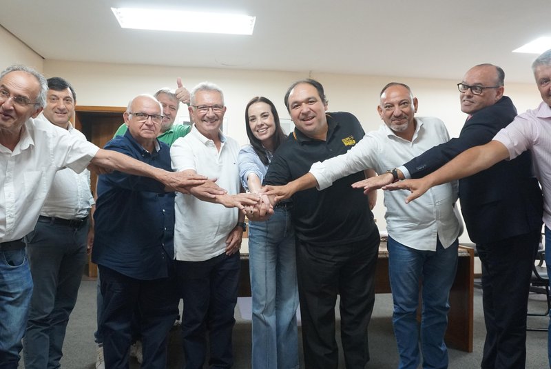 Líderes do PDT, PSB e União Brasil se reuniram hoje para discutir eleições em Porto Alegre.<!-- NICAID(15706092) -->