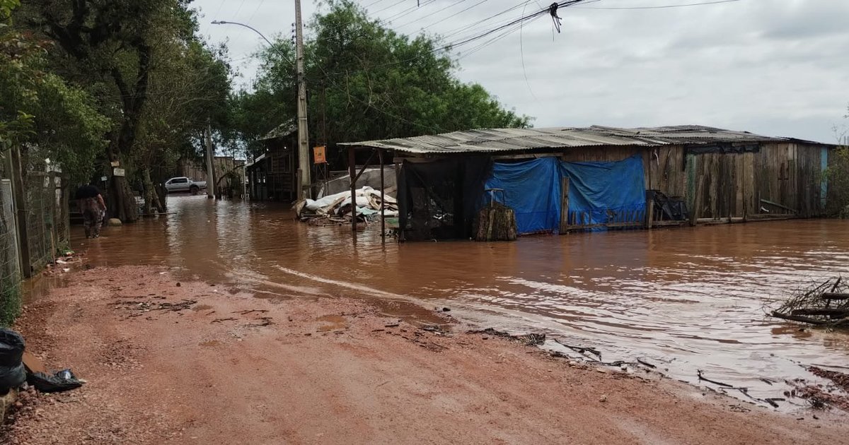 Nível do Guaíba aumenta e já atinge residências na região das Ilhas