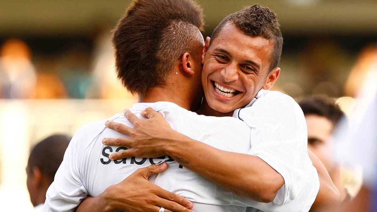 Pela primeira vez em lados opostos, amigos Neymar e Alan Patrick são a ...