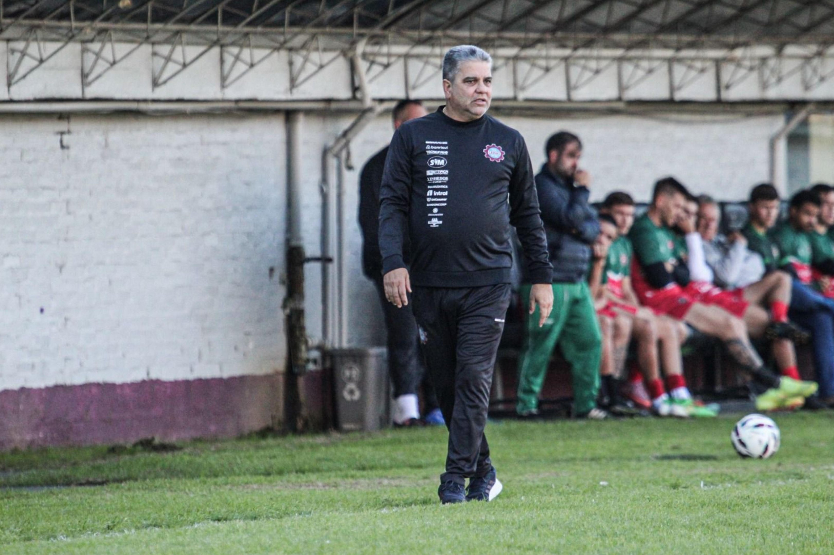 A receita para o acesso: Técnico do Caxias revela as duas posições fundamentais para subir de divisão