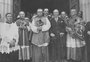 Dom José Barea e a comissão caxiense que auxiliou os flagelados da enchente de 1941