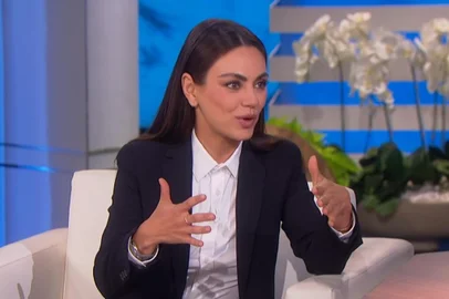 **NÃO USAR** Mila Kunis em entrevista no Ellen Show<!-- NICAID(14902391) -->