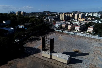 Porto Alegre, RS, Brasil Terreno do grupo Zaffari onde antes era o mercado Nacional na avenida Wenceslau Escobar. Fotos Jonathan Heckler<!-- NICAID(15386820) -->