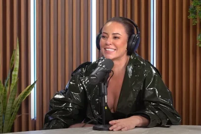 Paolla Oliveira detalha intimidade com Diogo Nogueira: "Sou fetichenta"<!-- NICAID(15455702) -->