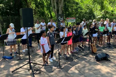 Cantata de Natal no Parque Germânia<!-- NICAID(15628120) -->