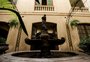 Fonte centenária com escultura da Biblioteca Pública do Estado pode receber visitas