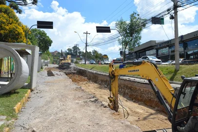 Prorrogado prazo de e conclusão da segunda etapa de obra na Perimetral Sul, em Caxias<!-- NICAID(15977137) -->
