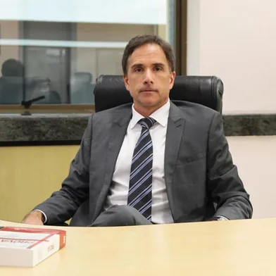 juiz Eduardo Appio<!-- NICAID(15436150) -->