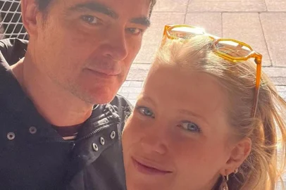 Samuel Rosa e Laura Sarkovas dão as boas-vindas à Ava, filha recém-nascida do casal.<!-- NICAID(15711750) -->