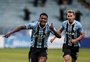 Riquelme celebra primeiro gol como profissional do Grêmio: "Minha família abriu mão de tudo por mim"