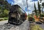 Ônibus de turismo pega fogo na Estrada do Caracol, em Canela