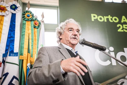 Cerimônia de posse do diretor de Gestão e Desenvolvimento do DMAE, engenheiro Marcus Vinicius Caberlon, em 2022.<!-- NICAID(15963081) -->