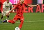 Com hat-trick de Harry Kane, Bayern supera retranca do Augsburg e dispara no Alemão