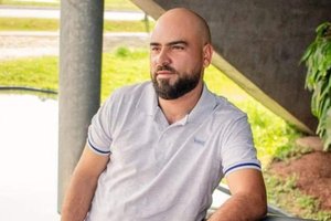 Arquivo da família / Arquivo da família Arquivo da família / Arquivo da família