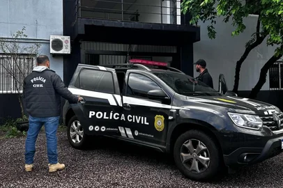 Homem é preso por descumprir medidas protetivas e ameaçar ex-companheira em Estância Velha<!-- NICAID(16120837) -->