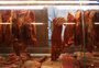 Preço da carne recua 7,34% na Grande Porto Alegre com aumento na produção e renda prejudicada