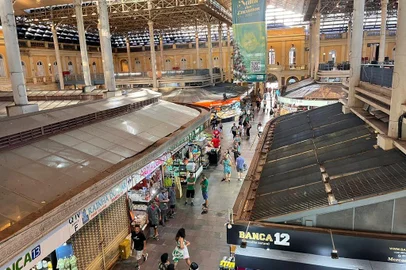 Após um ano, o que a prefeitura já fez e ainda precisar consertar no Mercado Público<!-- NICAID(15665307) -->