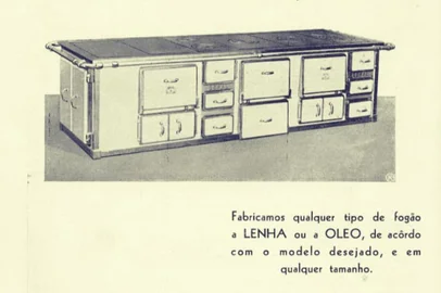 Fogão de 1936 da Companhia Geral de Indústrias<!-- NICAID(15211343) -->