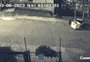 VÍDEO: mais um ato de vandalismo contra contêiner de lixo é registrado em Caxias do Sul