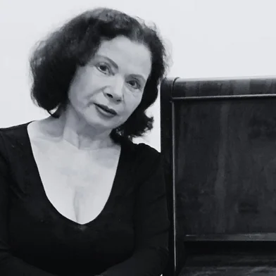 O Centro de Cultura Ordovás tem o prazer de anunciar a estreia do projeto "Clássicos no Ordovás", uma série de recitais com o objetivo de promover a música clássica interpretada por músicos locais. A pianista Liane Kocheilinski abrirá a primeira edição com um recital de piano, repleto de músicas memoráveis que marcaram época.<!-- NICAID(15817204) -->