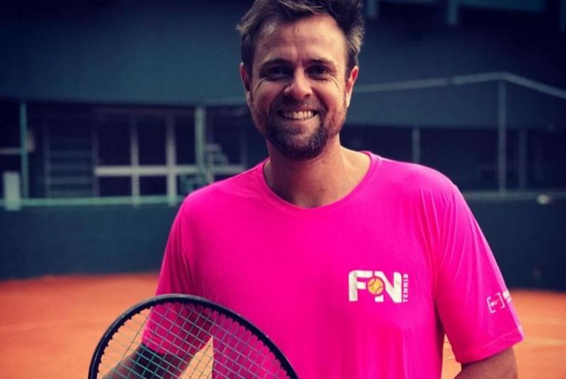 Fabricio Neis, tenista e beach-tennista<!-- NICAID(15619391) -->