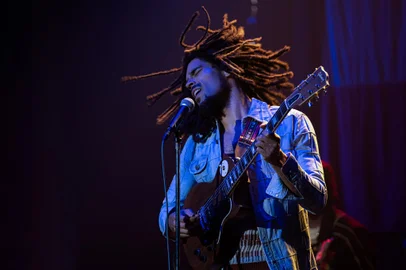 Kingsley Ben-Adir as âBob Marleyâ in Bob Marley: One Love from Paramount Pictures.<!-- NICAID(15674193) -->