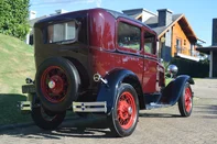 Um Ford Tudor 1930 restaurado estará, em breve, em exposição no Rio Grande do Sul. O carro foi um dos sedãs mais populares da linha Model A. Com carroceria fechada e espaço para até cinco passageiros, o modelo apresenta visual moderno e linhas arredondadas. A raridade foi comprada e recuperada pelo empresário Ronei Weber, que está construindo o Parque Automotivo Temático Model A Village, em Nova Petrópolis.<!-- NICAID(16077256) -->