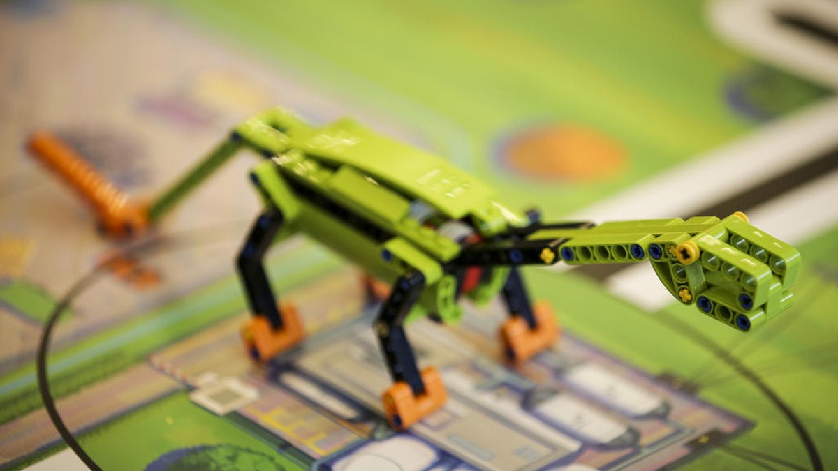 Kit de robótica 10x mais barato