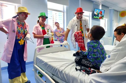 Doutores Palhaços de Ibirubá atendem no Hospital Municipal de Passo Fundo<!-- NICAID(16028128) -->