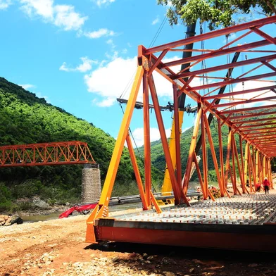 NOVA ROMA DO SUL, RS, BRASIL, 26/12/2023Segunda peça da ponte sobre o Rio das Antas, entre Farroupilha e Nova Roma do Sul, é posicionada, parte da ponte dá ligação com entrada de Nova Roma do Sul(Porthus Junior / Agencia RBS)<!-- NICAID(15634334) -->
