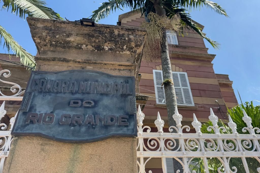 Inicia tramita&ccedil;&atilde;o de proposta de aux&iacute;lio-aluguel para v&iacute;timas de viol&ecirc;ncia dom&eacute;stica em Rio Grande