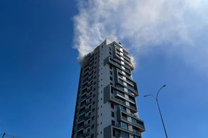 Incêndio atinge apartamento no bairro Cidade Nova, em Passo Fundo; duas pessoas precisaram de atendimento<!-- NICAID(16263231) -->