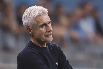 PORTO ALEGRE, RS, BRASIL, 21-04-2026: Grêmio x Confiança-SE, partida de ida da quinta fase da Copa do Brasil. O jogo será na Arena, em Porto Alegre. Foto: Bruno Todeschini/Agência RBSIndexador: Bruno Todeschini<!-- NICAID(16270506) -->