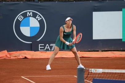 Luisa Stefani, tênis