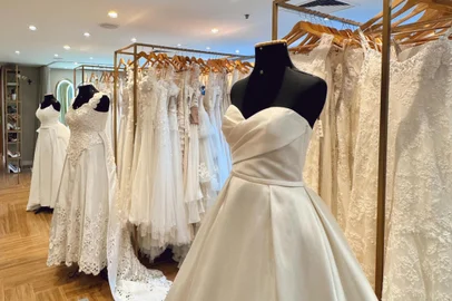 I Do Bazar, noivas, vestidos, Agendonna de 9 novembro<!-- NICAID(15907305) -->
