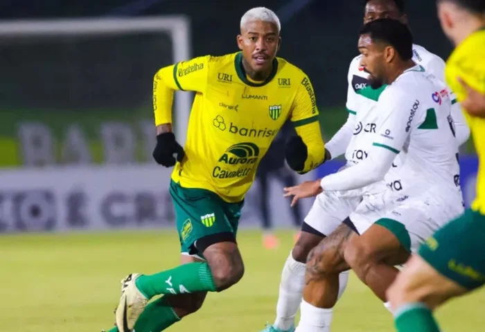 Matheus Weschenfelder / Ypiranga Futebol Clube Matheus Weschenfelder / Ypiranga Futebol Clube
