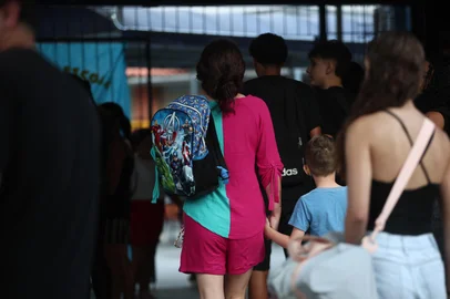 PORTO ALEGRE, RS, BRASIL, 18-02-2026: Volta às aulas na rede de educação estadual e municipal. Na foto: Escola visconde do rio grande. Foto: Jonathan Heckler/Agência RBS<!-- NICAID(16227456) -->