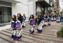 Para convidar lojistas, embaixatrizes da Festa da Uva fazem caminhada em Caxias do Sul 