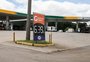 Mesmo com queda de 16% nas refinarias desde o final de 2022, preço da gasolina subiu 28,7% até agora em Caxias do Sul