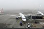 PORTO ALEGRE,RS,BRASIL.2021,07,05.Forte neblina deixa Porto Alegre Airport,fechado para pousos e decolagens, deixando o patio com muitas aeronaves.(RONALDO BERNARDI/AGENCIA RBS).<!-- NICAID(14825788) -->