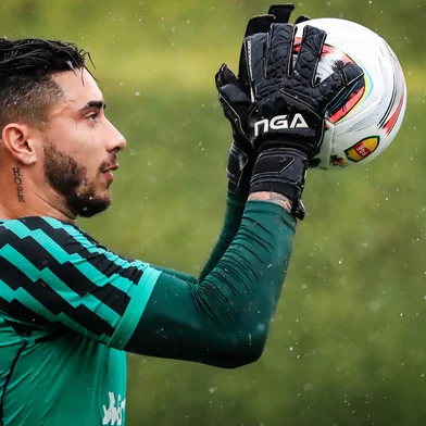 atleta é uma das novidades no elenco alviverde para 2022<!-- NICAID(14985293) -->