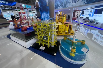 Principal mercado do RS, China oscila entre vilã da energia fóssil e heroína da renovável<!-- NICAID(15921828) -->