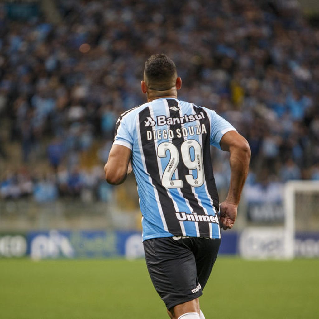 Diego Souza revela estar jogando no sacrifício - Gazeta Esportiva