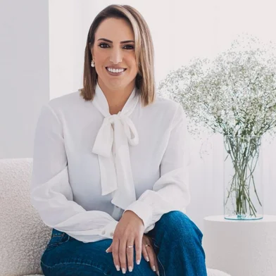 A ex-presidente da Fundação de Assistência Social (FAS), Katiane Boschetti, será a homenageada do Dia Mundial da Cultura e da Paz 2025 em Caxias do Sul.  O evento será nesta sexta-feira (25), a partir das 9h, no Centro de Cultura Dr. Henrique Ordovás Filho.<!-- NICAID(16085632) -->