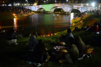 Virada Sustentável POA 2022 leva luzes e projeção sobre Lutzenberger à Ponte de Pedra<!-- NICAID(15267267) -->