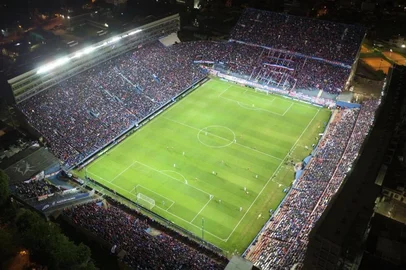 parque central, montevidéu, nacional, nacional-uru, futebol<!-- NICAID(14129698) -->