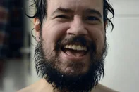 Memórias de um Esclerosado (2024), filme de Thais Fernandes e Rafael Corrêa<!-- NICAID(16008387) -->