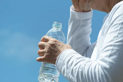 water<!-- NICAID(16195472) -->