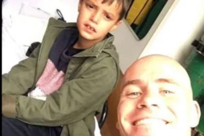 Soldado Lincke salva ocupantes de veículo após acidente, em 2019 - Foto: Tiago Lincke/Arquivo Pessoal<!-- NICAID(15342305) -->